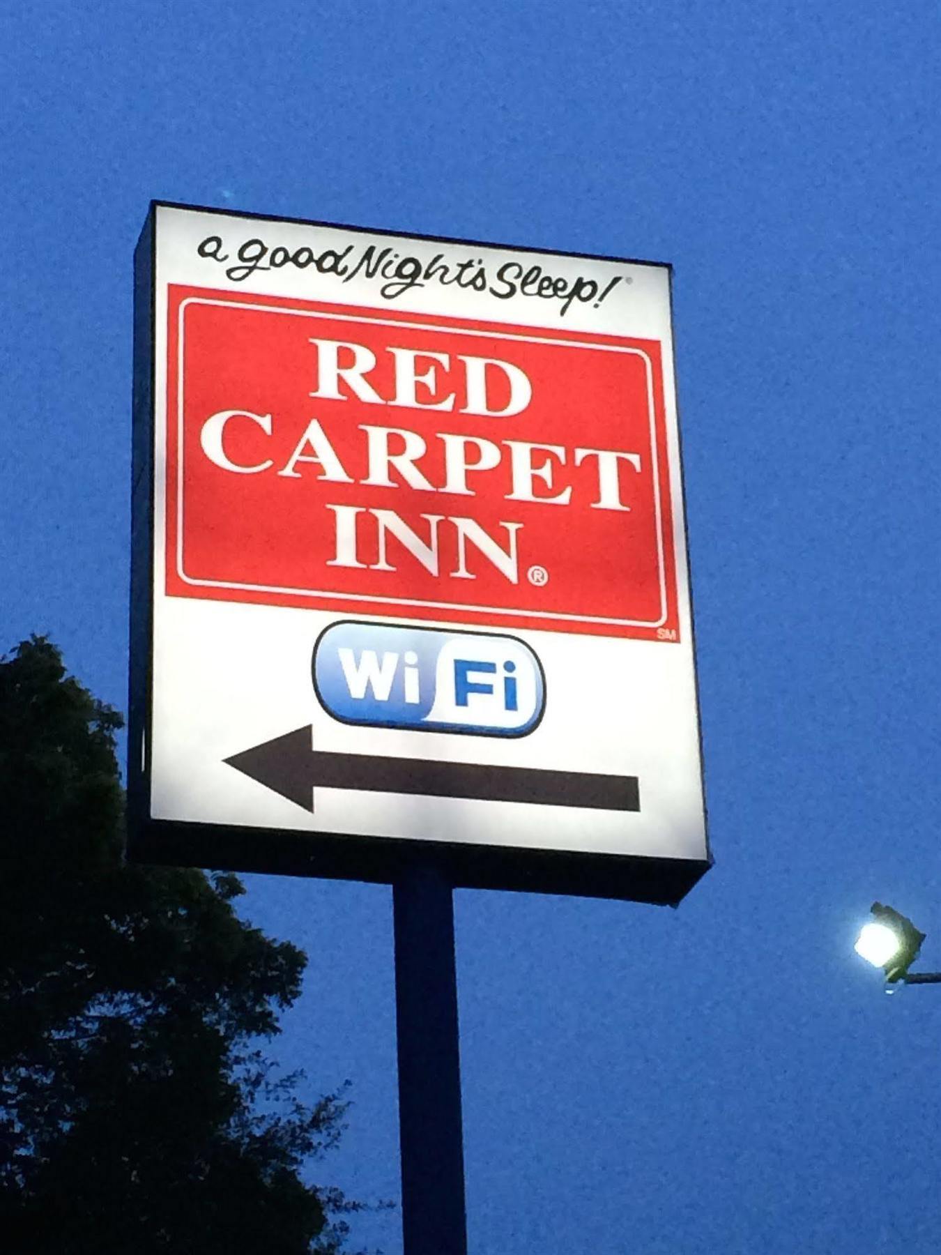 Carpet Inn Опеліка Екстер'єр фото